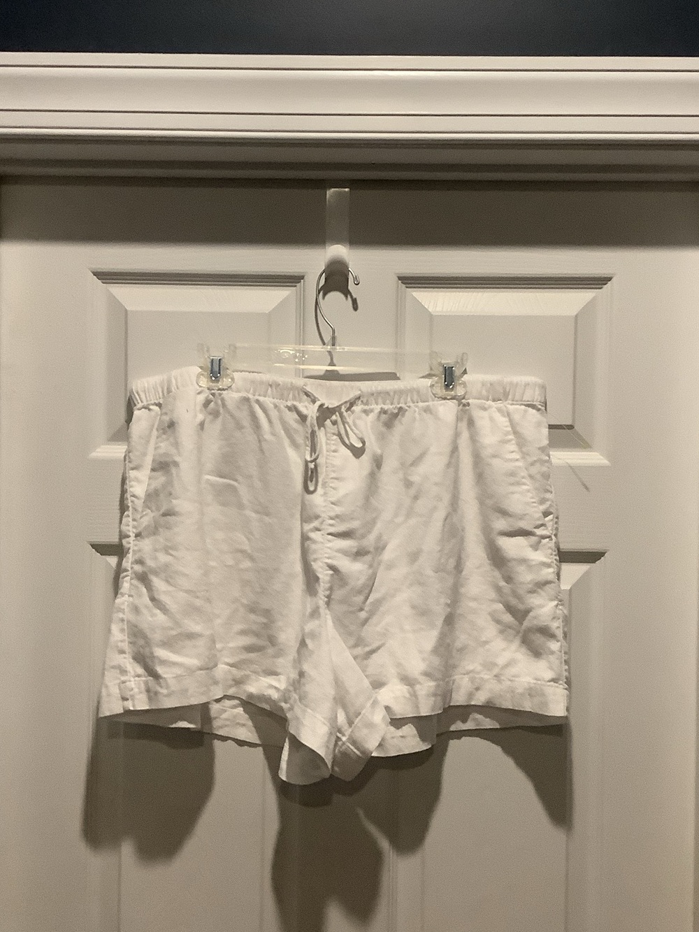 Abercrombie &‎ Fitch White Drawstring Athletic Shorts, linen blend